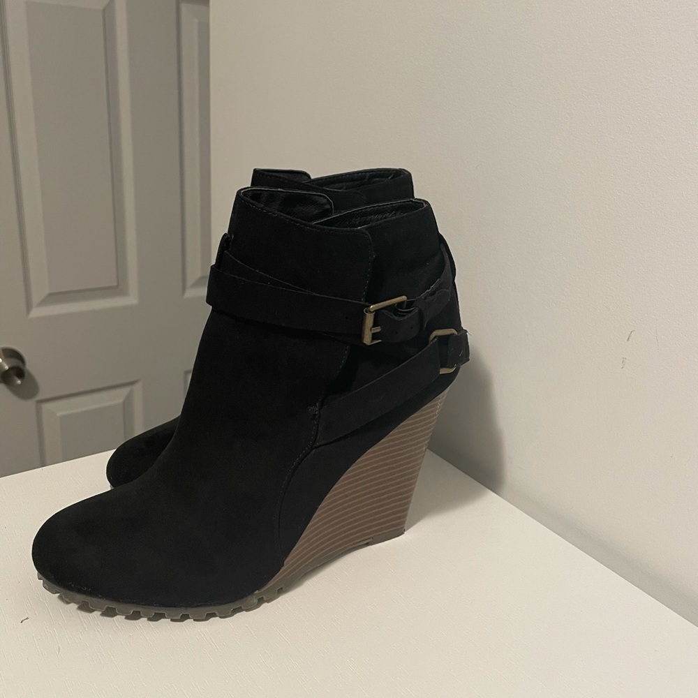 Wedge booties - Picture 3 of 3